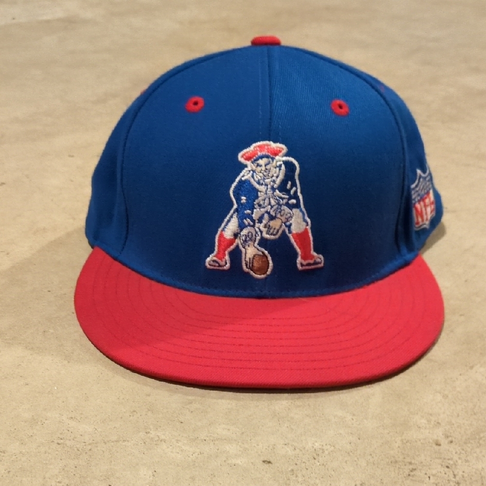 Mitchell & Ness Blue and Black Cap